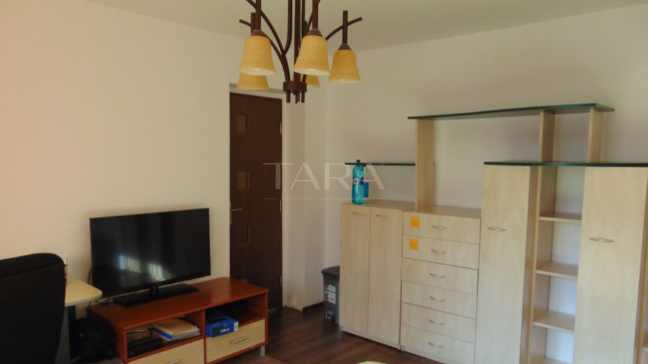 Casă / Vilă cu 5 camere de vânzare în zona Marasti - Poză 1