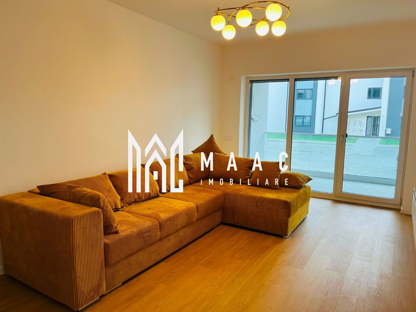 Apartament 3 camere decomandat | ETAJ 1I ZONA VEST - Poză 1