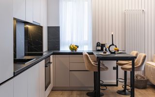 🌟 Apartament vanzare 2 camere, ultrafinisat, parcare, zonă centrală - Poză 3