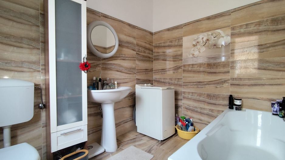 Vanzare | Apart.2 Camere | etajul 1 | langa Parcul Balcescu | Oradea - Poză 12