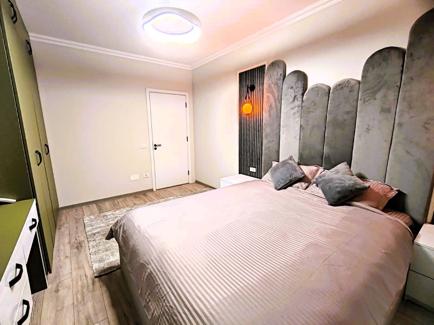 3 camere | 90 mp + curte 45 mp | Mobilat si Utilat Premium | Top - Poză 11