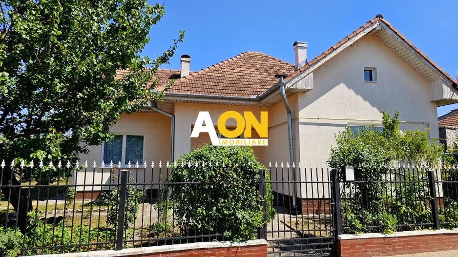 Casa 3 camere, 810 mp, cartier Recea - Poză 1