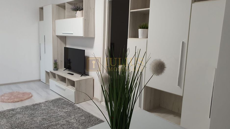 2 camere| zona Spitalul Județean| Liviu Rebreanu| balcon| - Poză 2