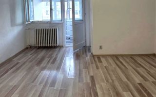 Garsoniera la 2 minute de metrou Lujerului, Militari - Poză 1
