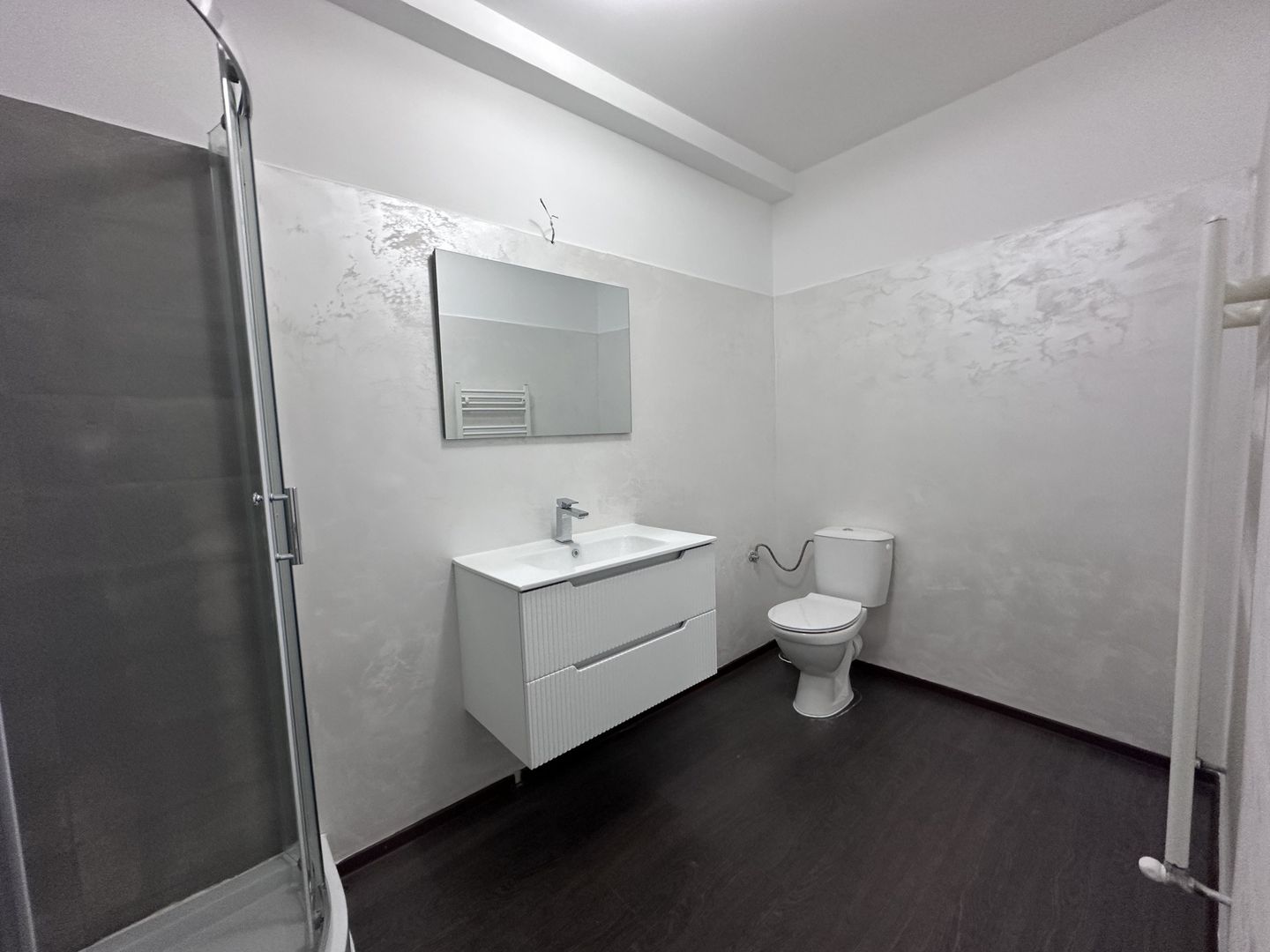 Apartament cu 3 camere de vânzare în Dumbravita - Poză 11