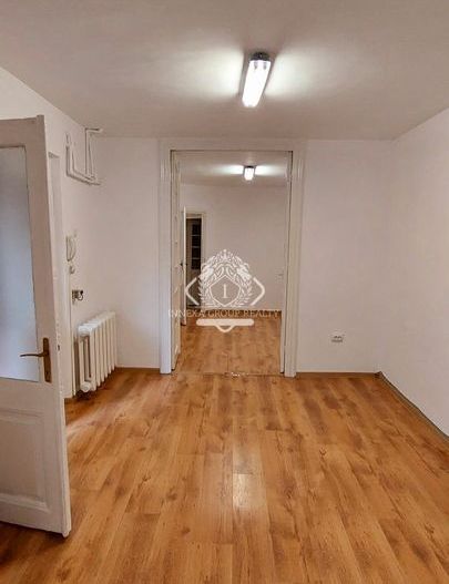 Casa - 6 camere | Dacia -Vasile Lascăr | 130mp | Curte individuala - Poză 2