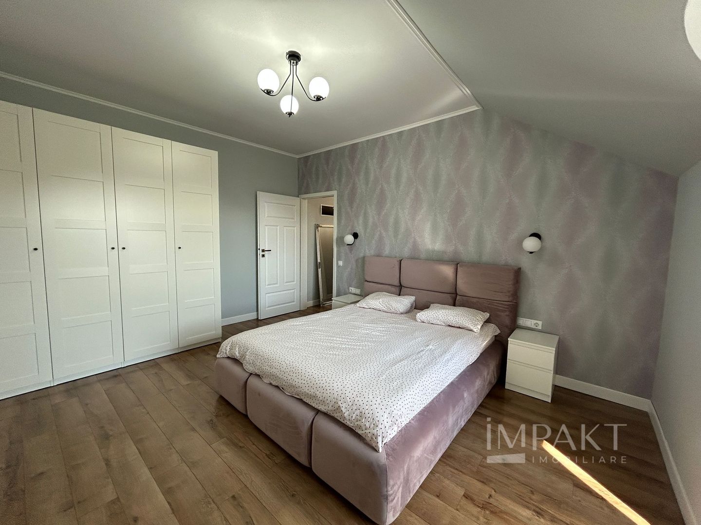Vanzare apartament cu 2 camere in zona Cetatuie! - Poză 1