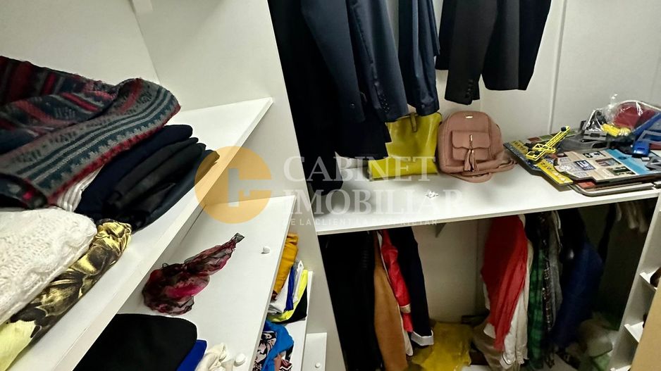 Apartament Cu 3 Camere Etaj 1 Zona Cug - Poză 7