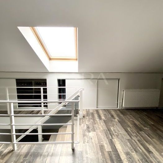 Apartament 3 camere, pe 2 niveluri, Florești, zonă centrala. - Poză 6