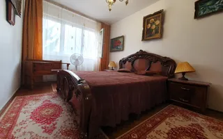 Apartament luminos cu vedere spre biserică, într-un cartier verde și liniștit. - Poză 18