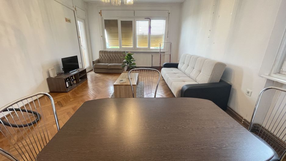 SPATIOS IN ZONA MEDICINEI -4 camere,garaj propriu si boxa - Poză 3