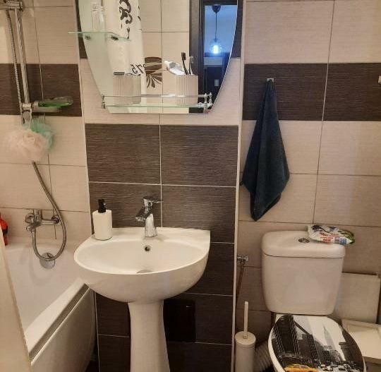 De vânzare apartament 4 camere Militari Veteranilor - Poză 3