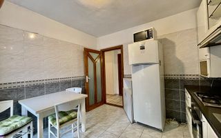 Apartament de inchiriat in Piata Sfantul Gheorghe - Poză 13
