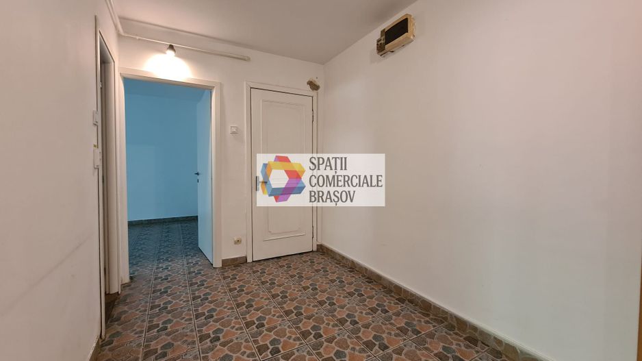 Apartament cu doua camere, zona Racadau 55 mp - Poză 2