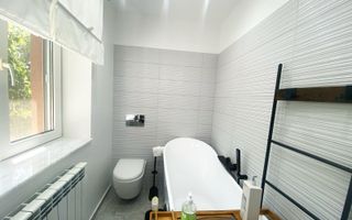 Valu lui Traian (COD 07) Casă  3 camere cu teren  de 930 mp - Poză 11