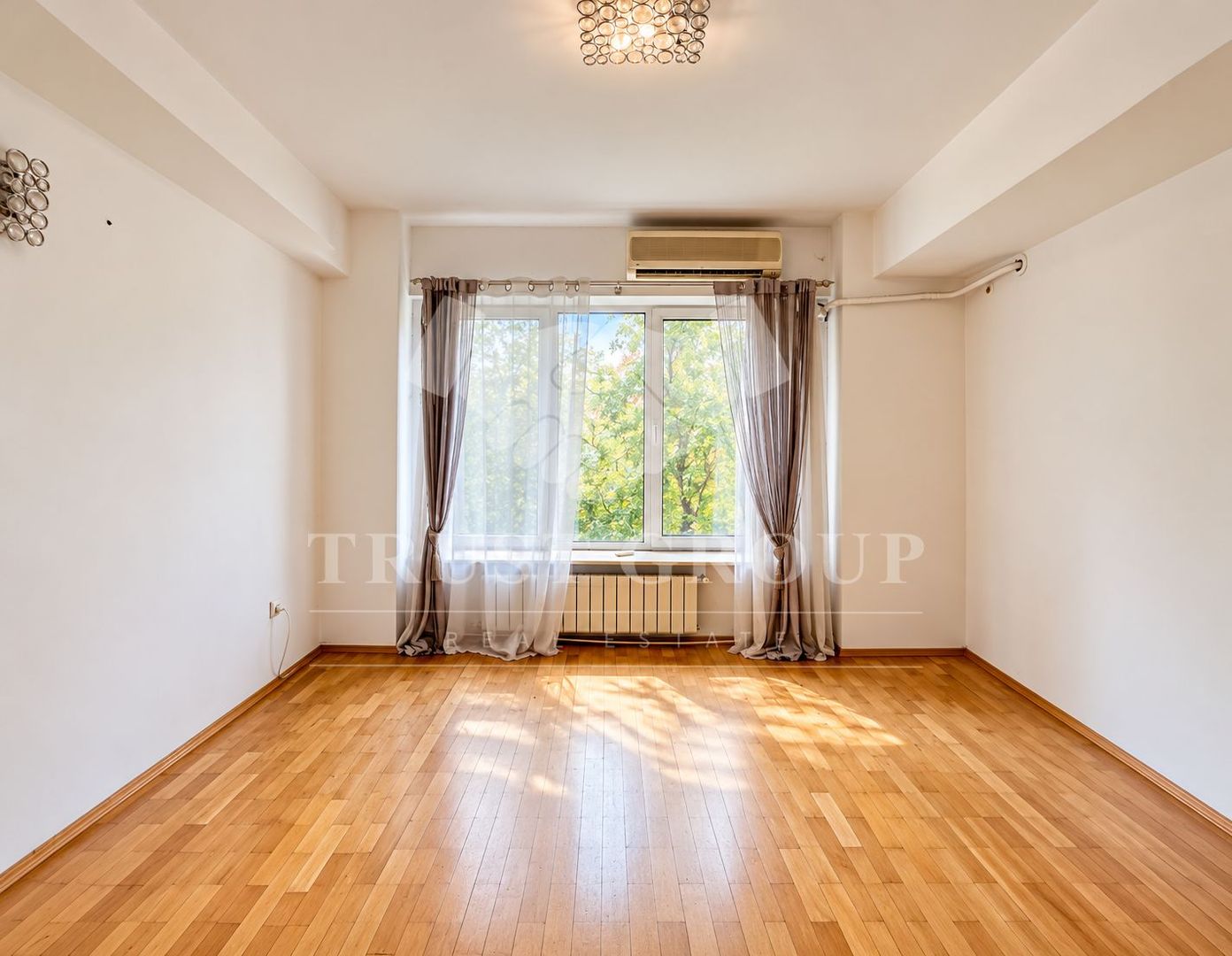 Primaverii 4 camere | Loc parcare| Boxa | 150mp - Poză 17