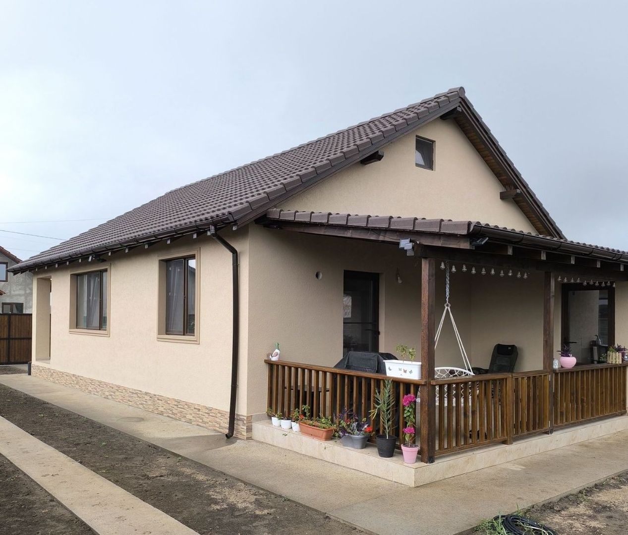 Casa Individuala Parter,Sanmihaiu Roman,3 Camere,Toate Utilitatile - Poză 3