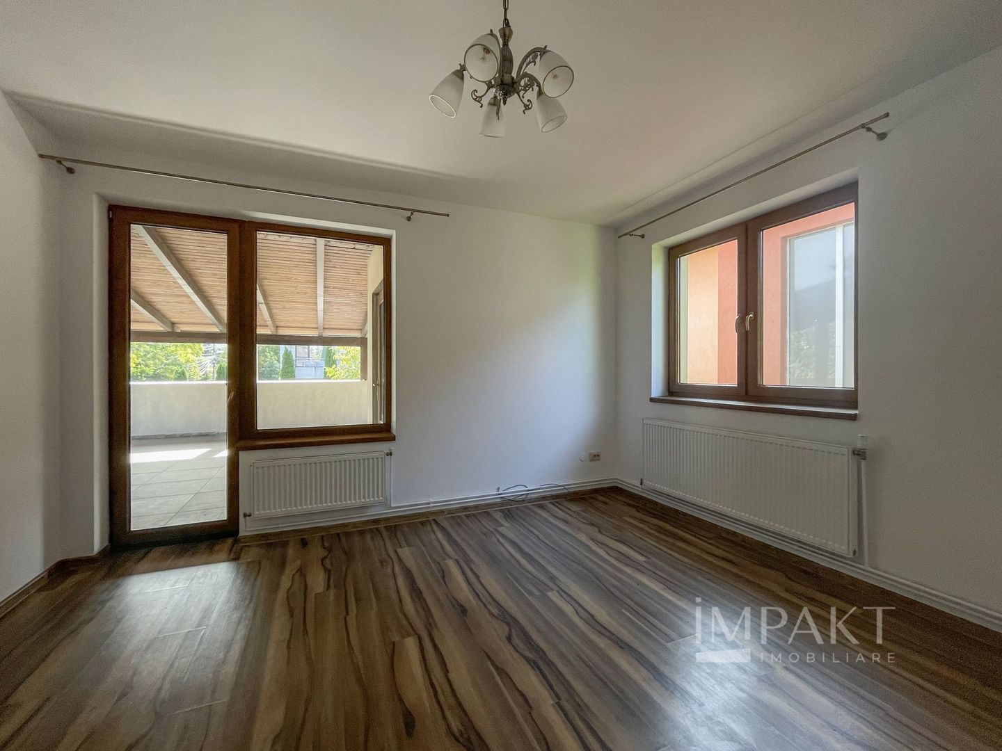 Casa individuala cu 6 camere, in cartierul Buna-Ziua - Poză 7