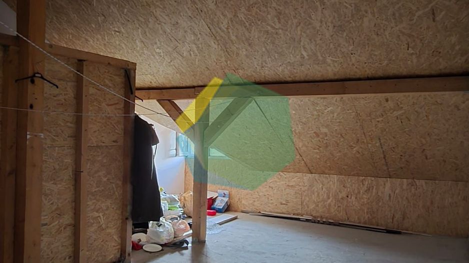 Casă tip duplex P+1+M, cu mansardă de 50 mp și curte generoasă - Poză 18