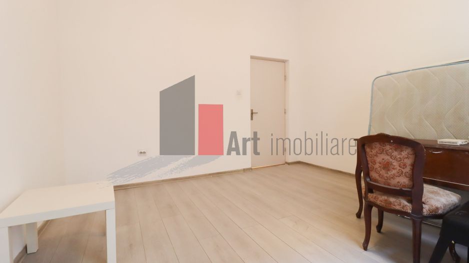 Apartamentul "REHEGUA" , stradal, bloc "REABILITAT" - Poză 14