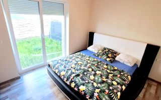 Oferim spre vanzare apartament 2 camere, 60 mp curte, Giroc, 0% Comision - Poză 1