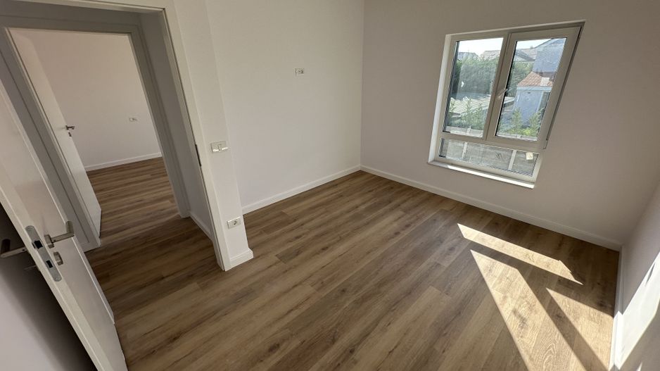 Duplex despartit prin spatiu tehnic - Poză 21