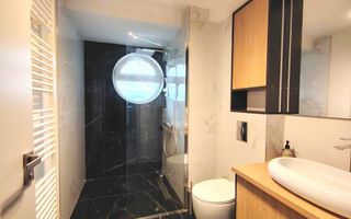 Apartament SIBIU central 3 camere, 2 bai, lift, garaj  - Poză 4