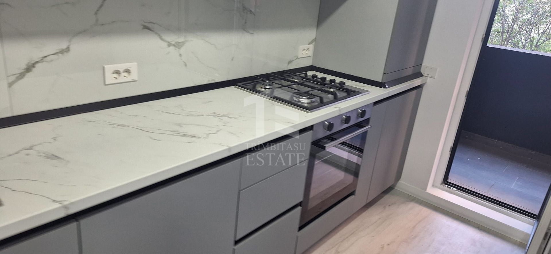 Apartament 2 camere decomandat Metrou Aparatori - Drumul Binelui - Poză 36