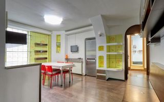 Ion Neculce | Apartament 5 camere în vilă monument - Poză 11