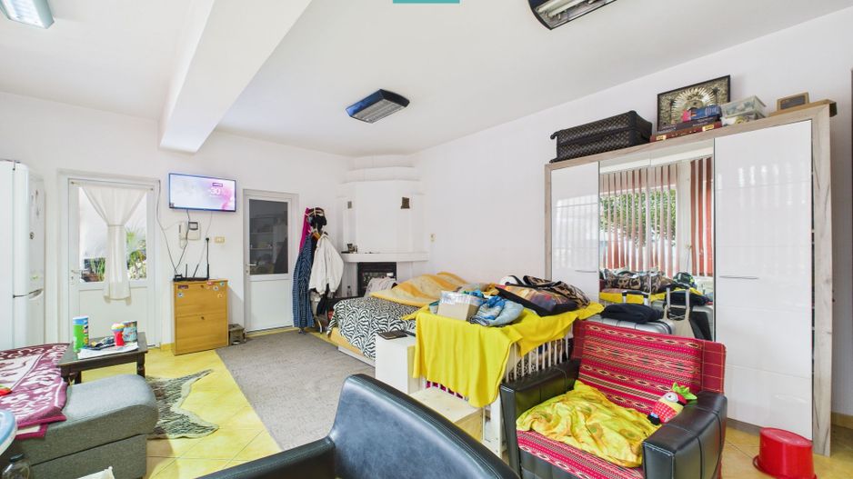 Două case în curte, la 2 minute de Shopping City - Poză 5