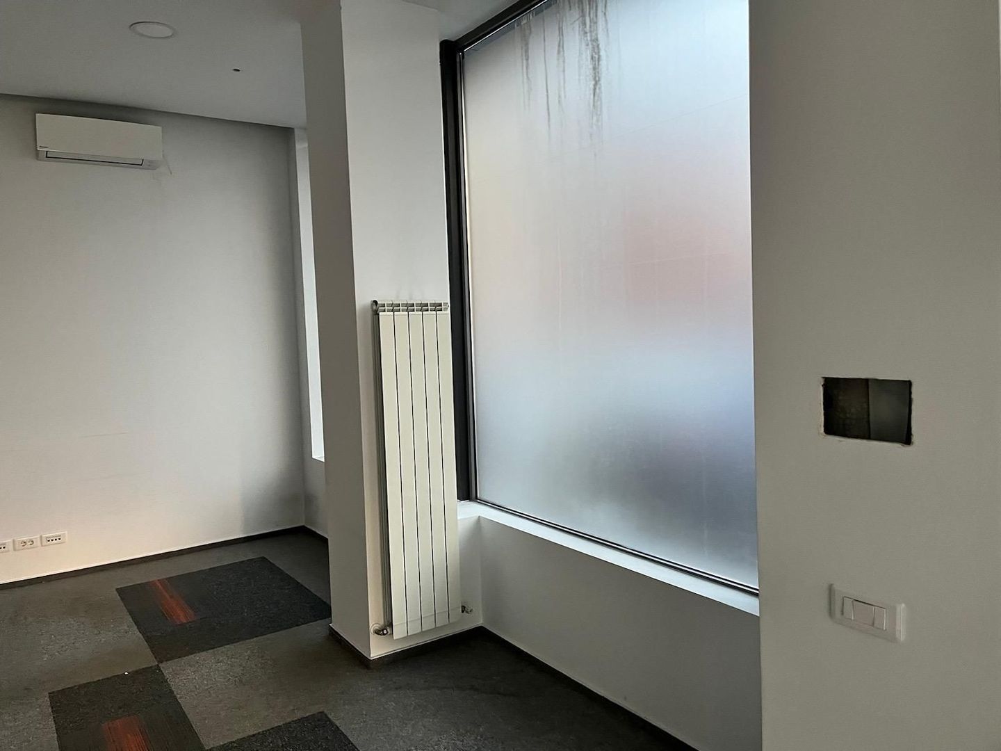 Spatiu comercial la artera - Poză 6
