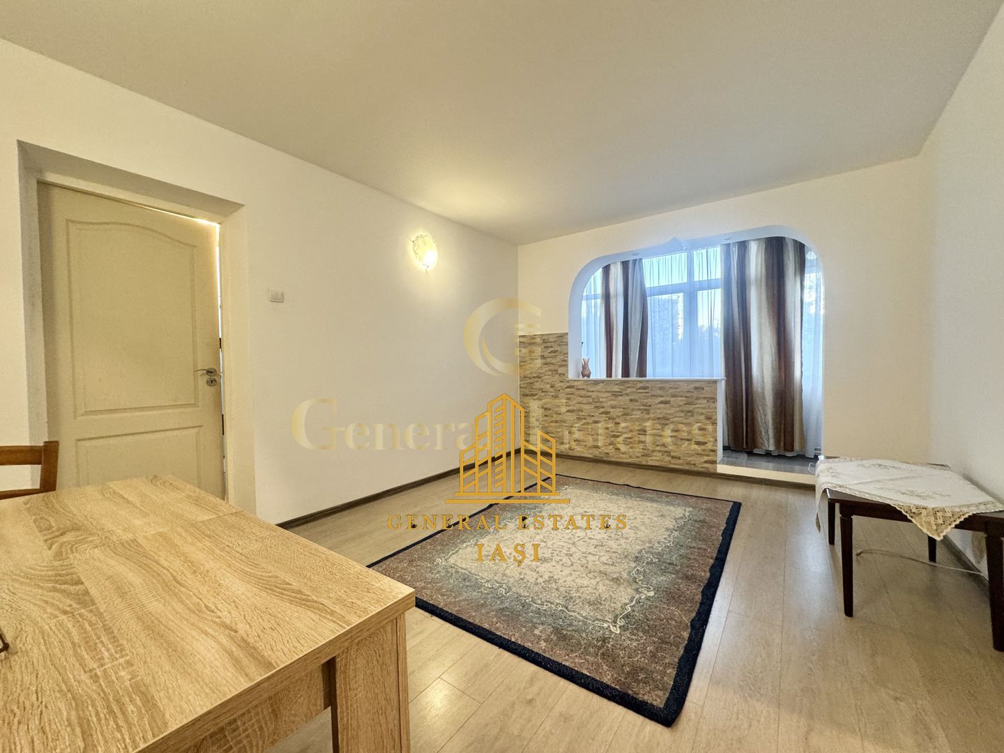 Vânzare apartament 3 camere -  vis-a-vis de Pașapoarte Iași - Poză 4