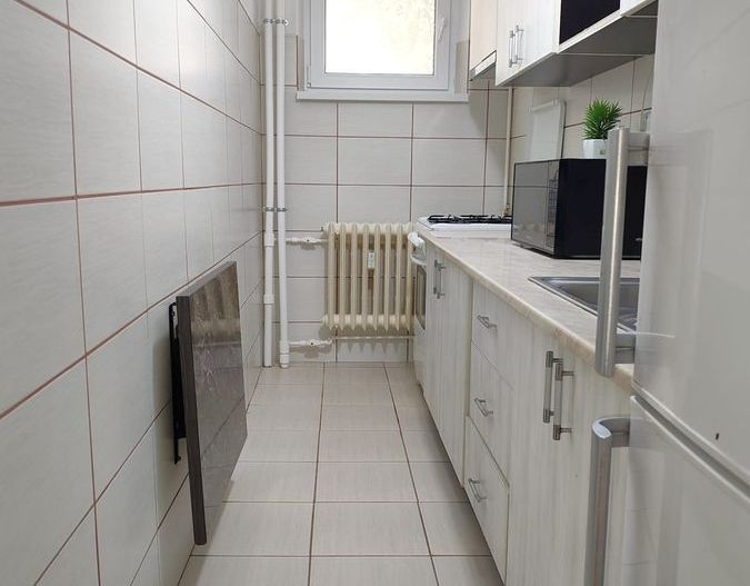 Garsoniera in bloc mixt reabilitat la 4 minute metrou Gorjului - Poză 9