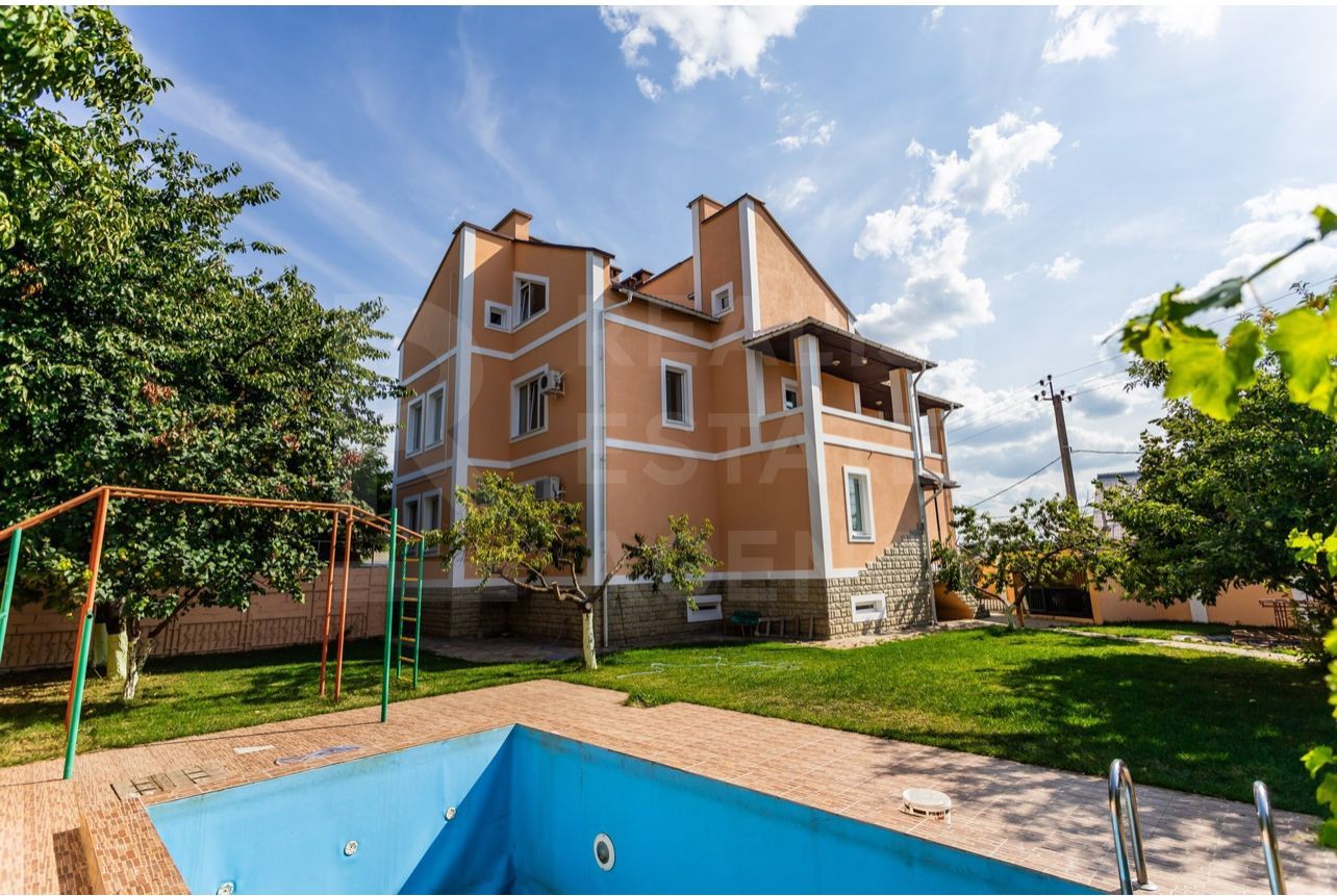 Vânzare, casă, 3 nivele + 8 ari, str. Alexandru Marinescu, Buiucani - Poză 1