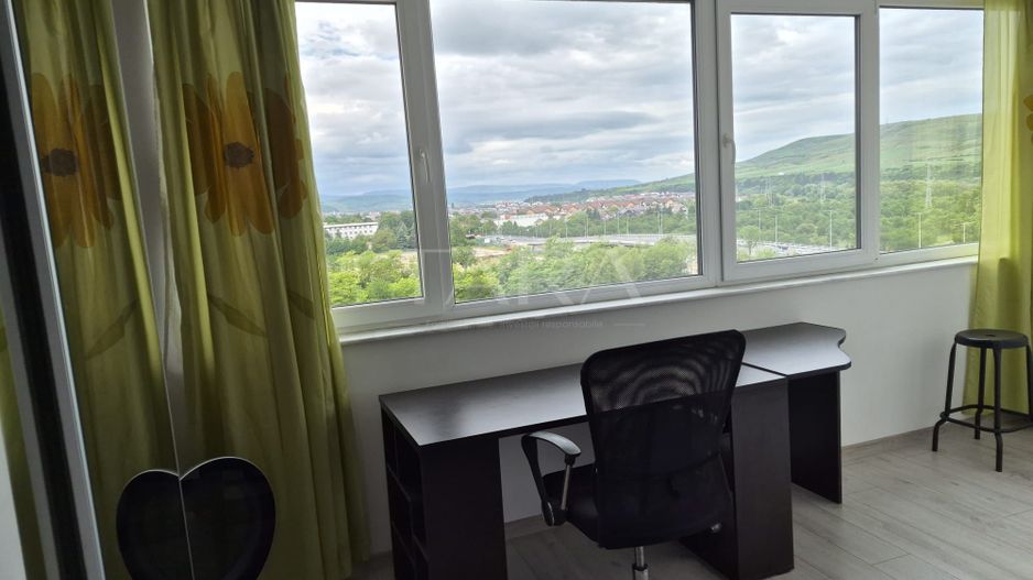 Apartament modern cu birou și panoramă deschisă – zona BMW. - Poză 11