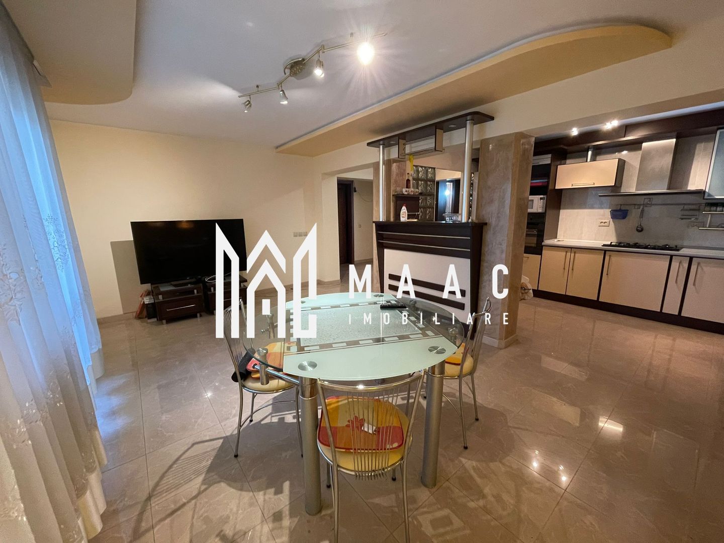 Apartament 3 camere | Decomandat | Etaj 1 | Mihai Viteazu - Poză 1