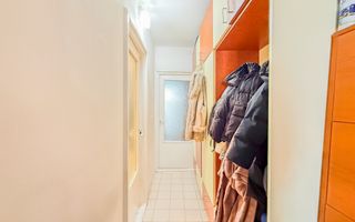 3 camere | Decomandat | Etaj intermediar | 2 balcoane |2 bai - Poză 8