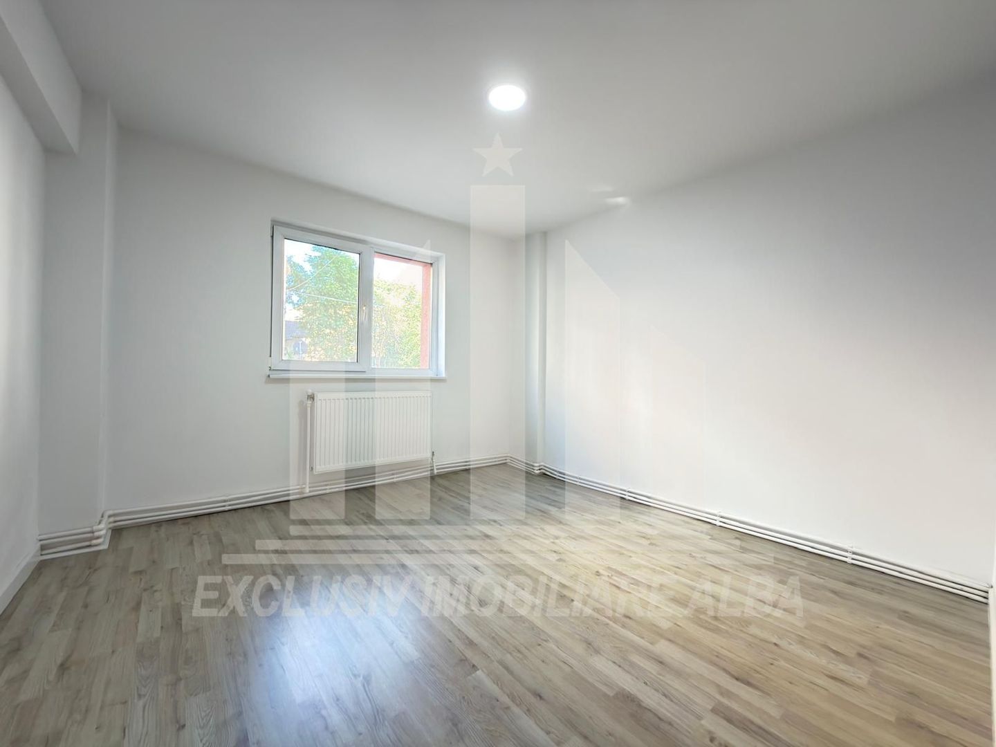 Apartament 2 camere decomandate | 50 mp | Renovat | Cetate - Poză 3