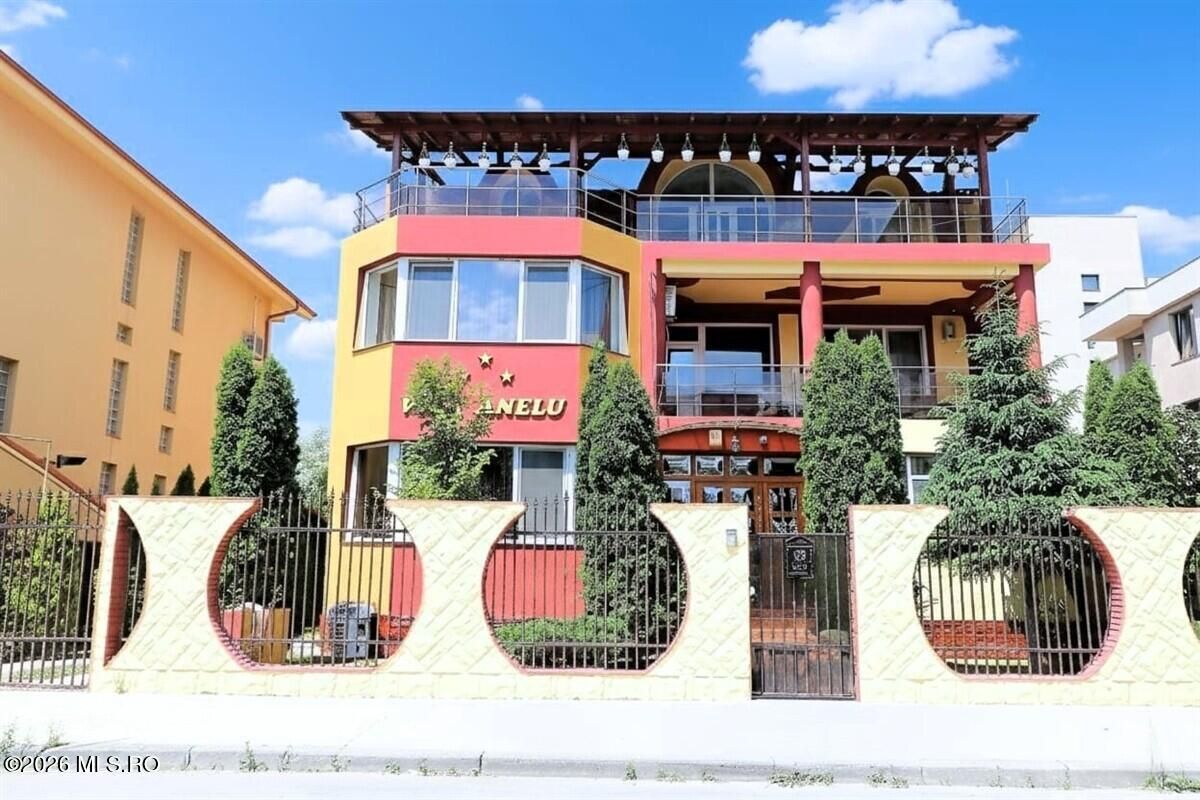 Mamaia Nord - Langa Mare, pensiune la cheie, 11 camere, 9 bai! - Poză 26
