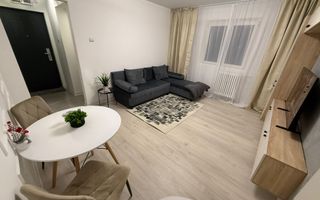 VANDUT! 2 Camere Modern etaj 1/4 cu Loc de parcare - Poză 2