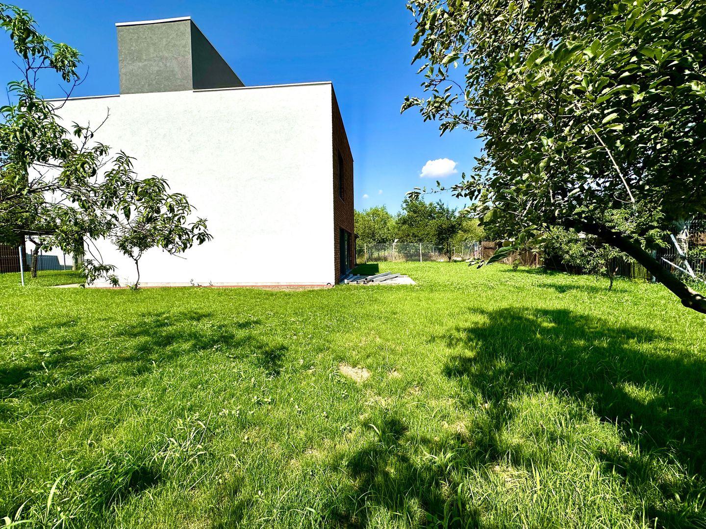 Casă premium cu 3 niveluri, teren 346 mp și terasă panoramică - Poză 11