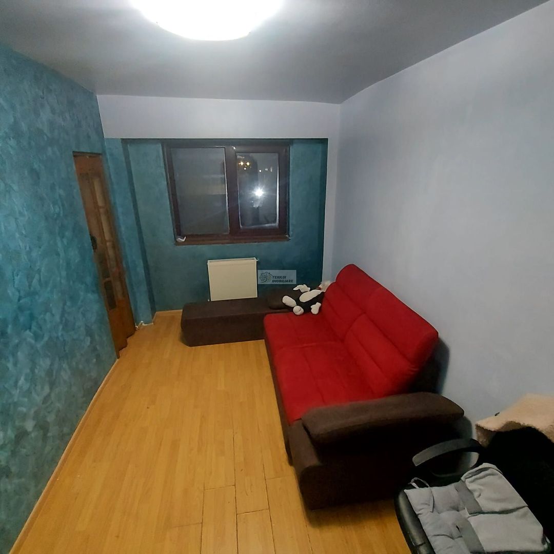 De vanzare 4 camere/97 mp utili/Scoala 10/Focsani/et 3/4 - Poză 4