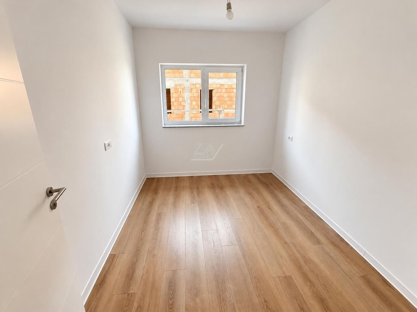 Etaj 1. Decomandat- bucatarie inchisa. Asfalt. - Poză 7