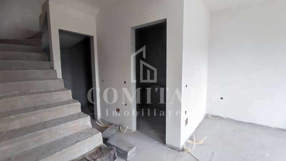 Duplex de vânzare | Teren de 700 mp | Cartierul Dâmbul Rotund - Poză 4