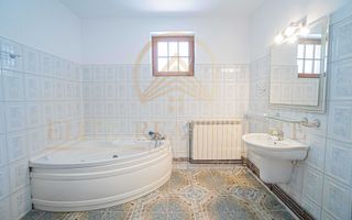 Vila premium ultracentrala, fara vecini, teren 377 mp, garaj! - Poză 20