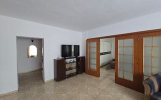 Apartament 3 camere de închiriat, 80 mp, Unirii - Camera de Comert - Poză 2