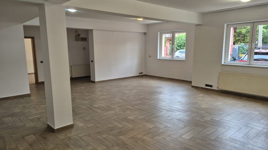 Spațiu de birouri de închiriat – 130 mp  |  Parter -  Disponibil imediat - Poză 1