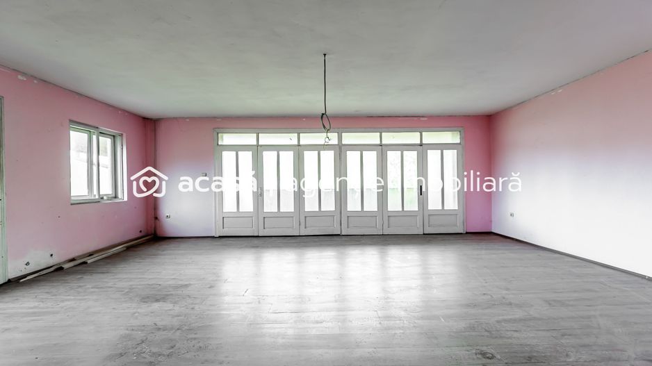 Casă în localitatea Miniș - Comision 0% la cumparare - Poză 15