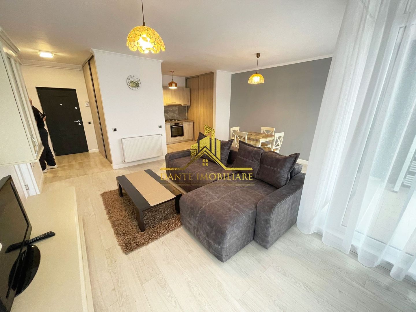 2 camere, modern, terasa, parcare, Horea, Semicentral, Burebista - Poză 1