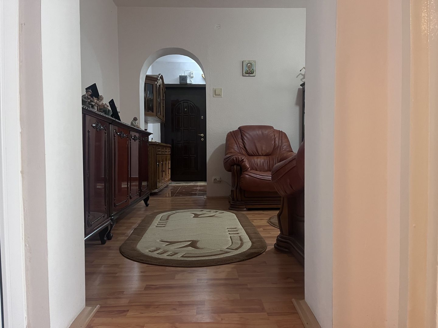 Parter!Vânzare apartament cu 3 camere - Târgoviște! - Poză 8